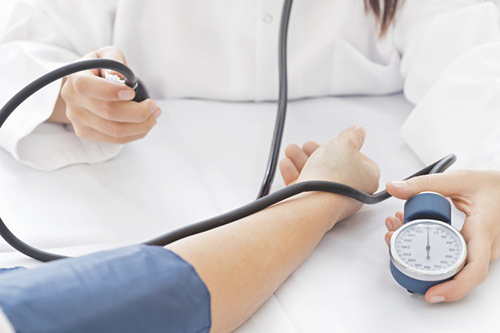 Bệnh nhân huyết áp thấp cần có chế độ ăn uống như thế nào?
