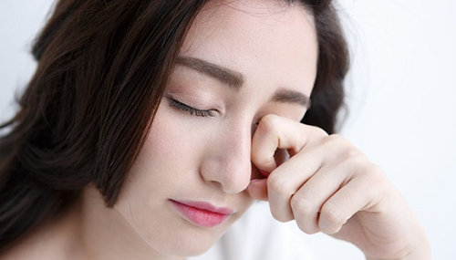 Nguyên nhân, triệu chứng, phương pháp và cách phòng tránh bệnh ung thư mắt là gì?